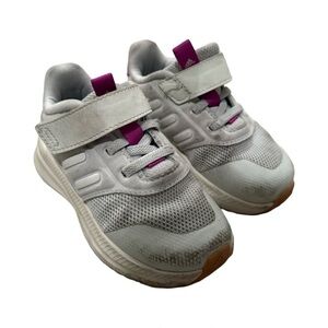 Adidas XPLR Sneakers - Size 6K